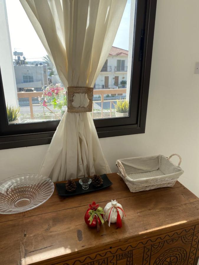 Two Bedroom Duplex :Mountain And Sea View Lárnaca Exterior foto